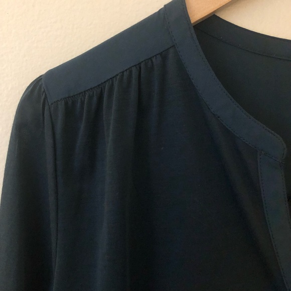 H&M Medium Long Sleeve Teal Top - Picture 3 of 4